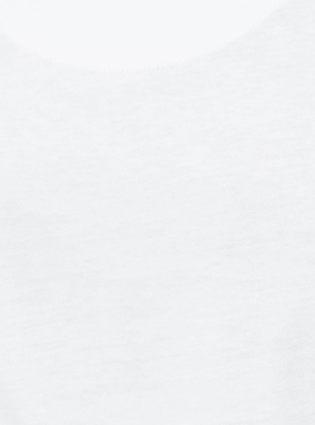 Men Typographic Printed Slim Fit T-shirt