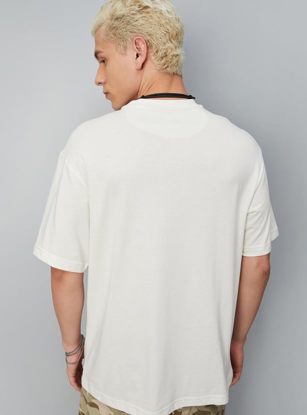Men Solid Oversized Pocket T-shirt