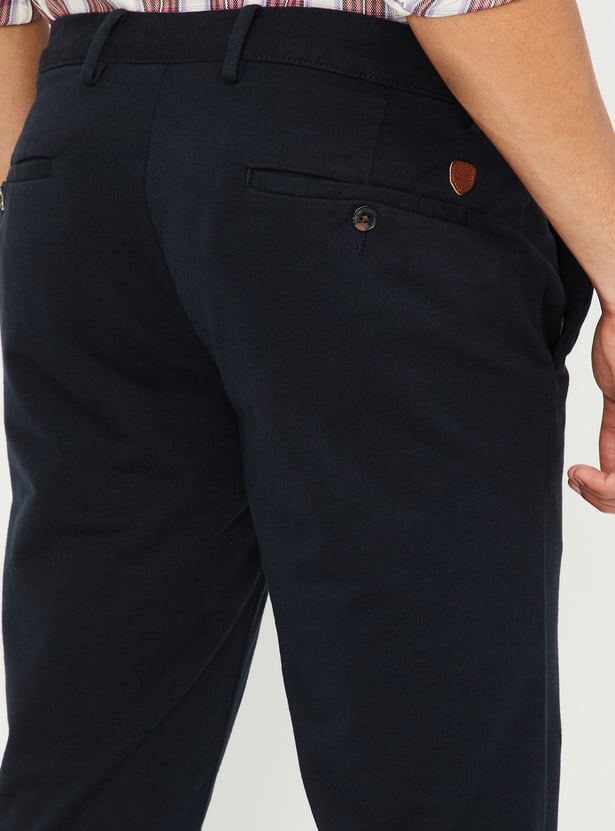 Men Solid Skinny Fit Chinos