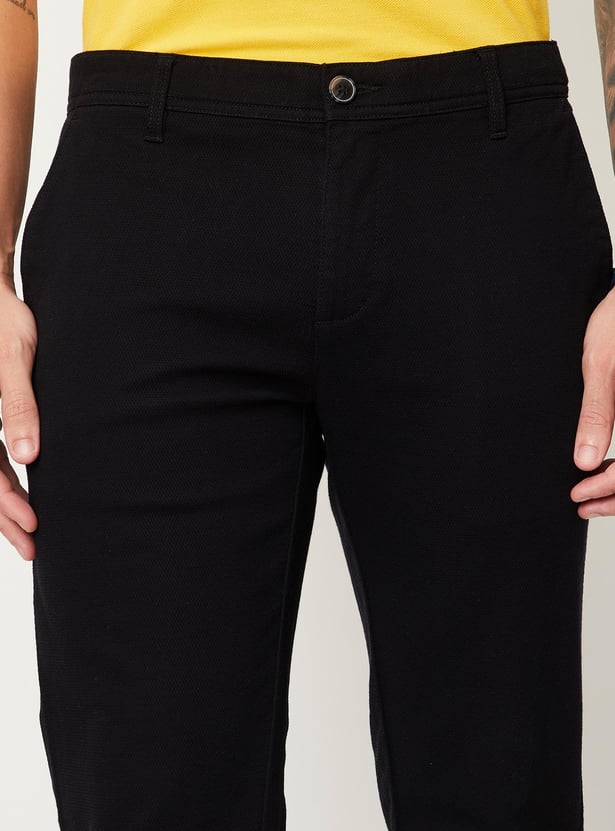 Men Solid Carrot Fit Chinos