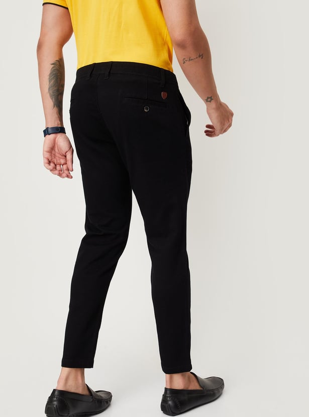 Men Solid Carrot Fit Chinos