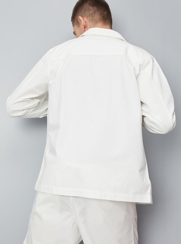 Men Solid Boxy Fit Casual Shirt