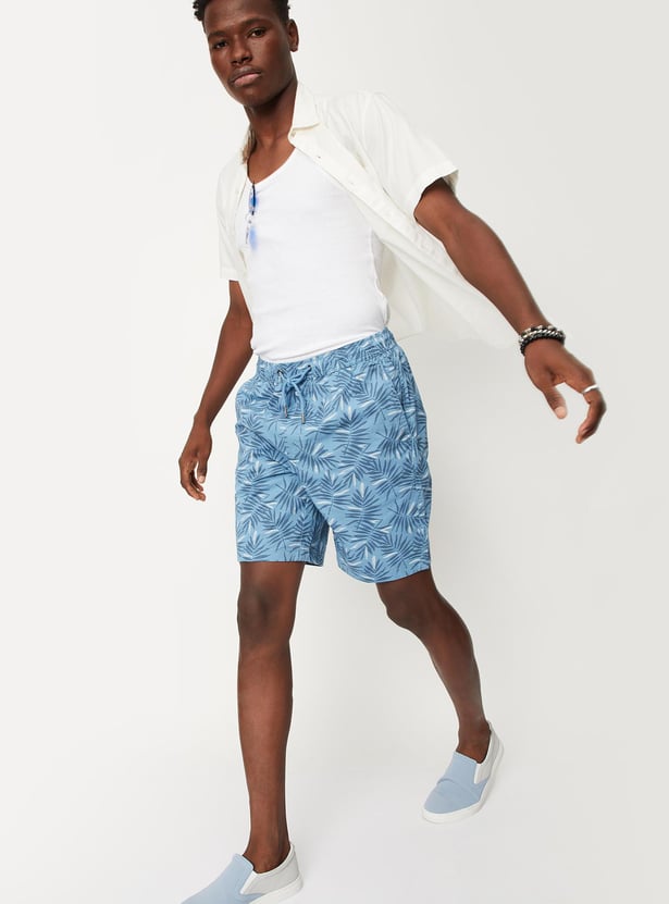 Men Printed Slim Fit Shorts