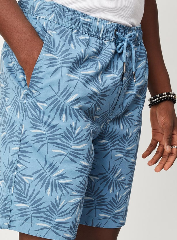 Men Printed Slim Fit Shorts