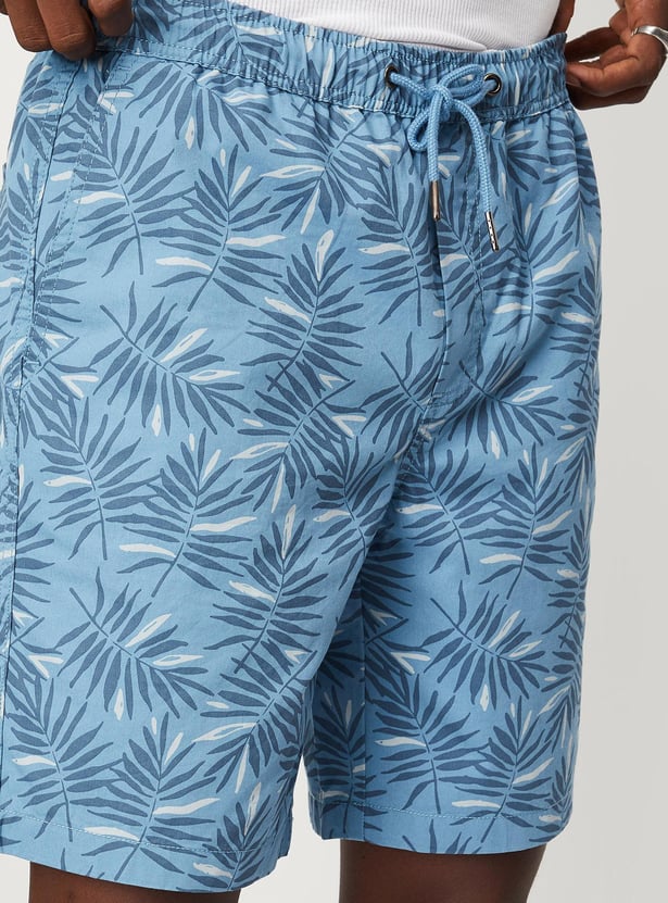 Men Printed Slim Fit Shorts