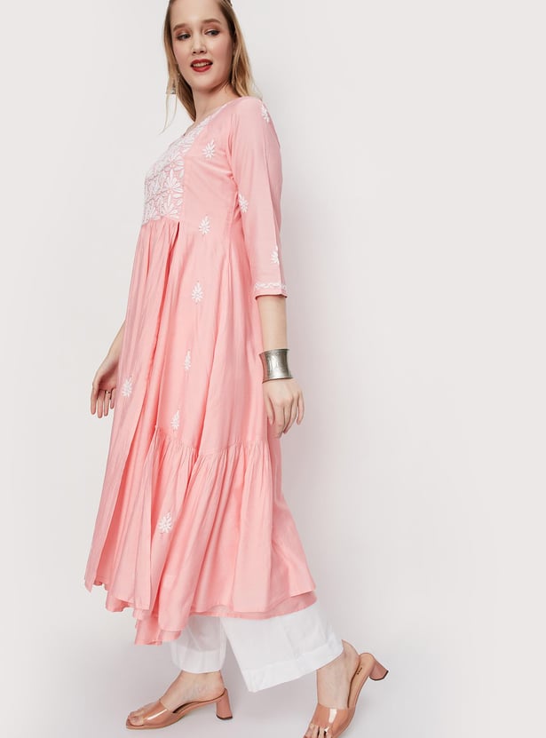 Women Chikankari Layered Kurta with Inner