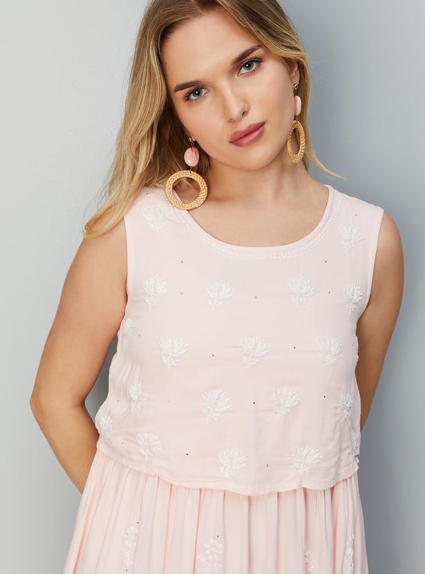 Women Embroidered Sleeveless Maxi Dress
