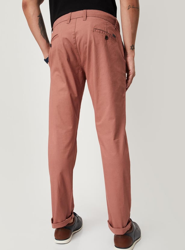 Men Solid Twill Weave Slim Fit Chino Trousers