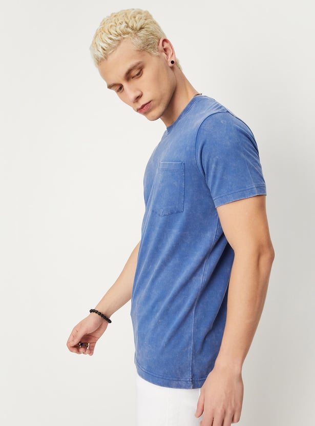 Men Acid Washed Pocket Slim Fit T-shirt
