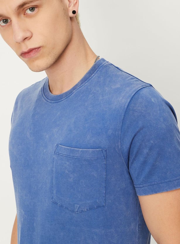 Men Acid Washed Pocket Slim Fit T-shirt