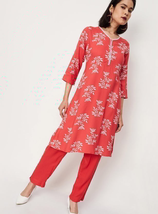Women Printed Kurta with Straight Pants