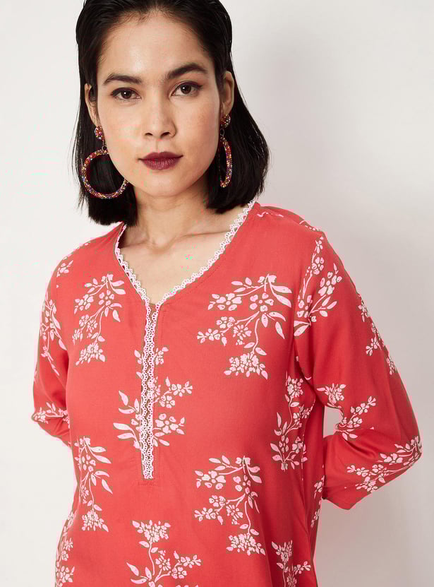 Women Printed Kurta with Straight Pants