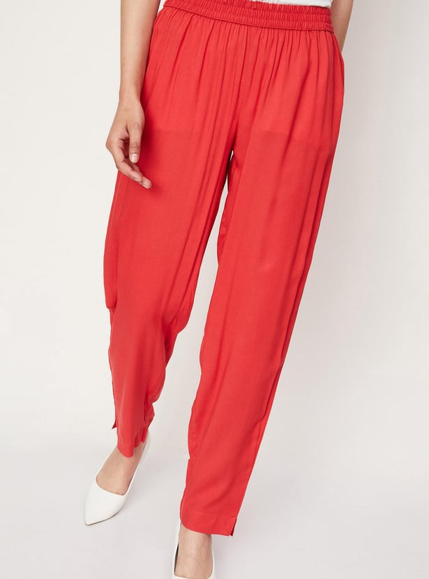 Women Printed Kurta with Straight Pants