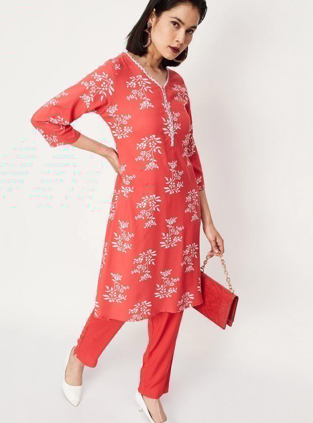 Women Printed Kurta with Straight Pants