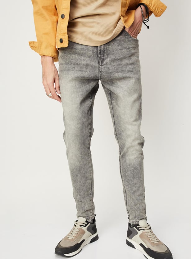 Men Washed Carrot Fit Jeans