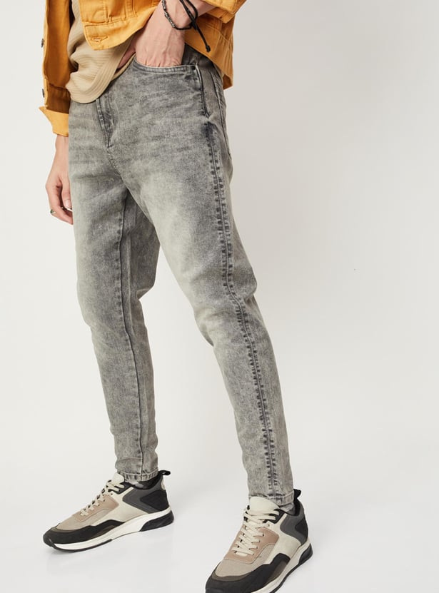 Men Washed Carrot Fit Jeans
