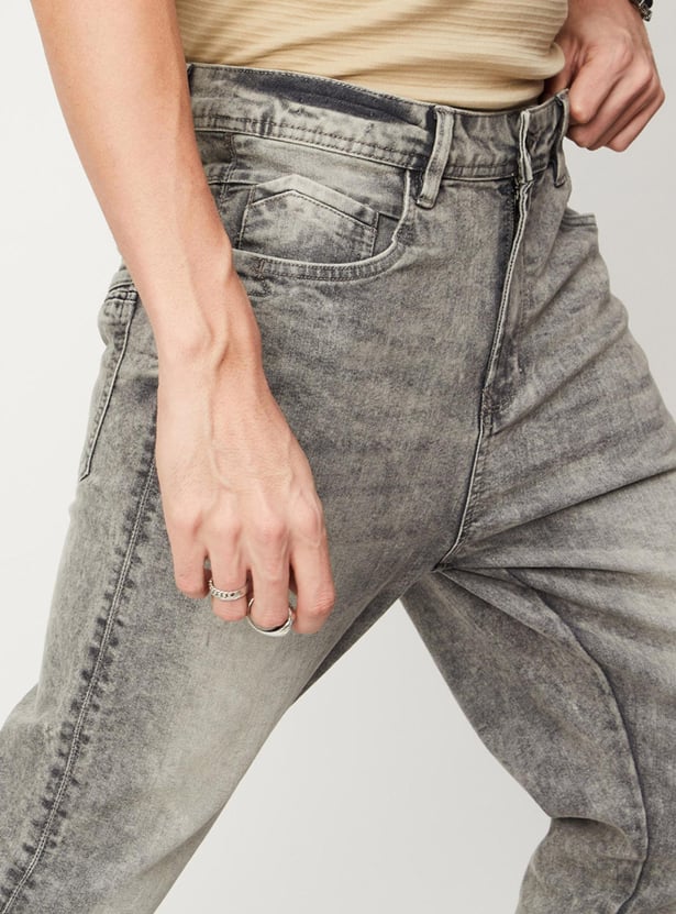 Men Washed Carrot Fit Jeans