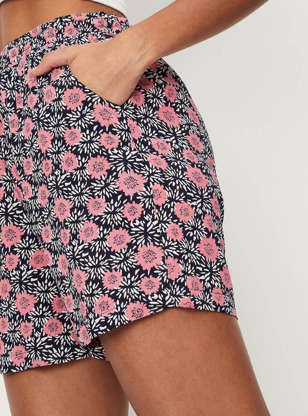 Women Floral Printed Woven Shorts
