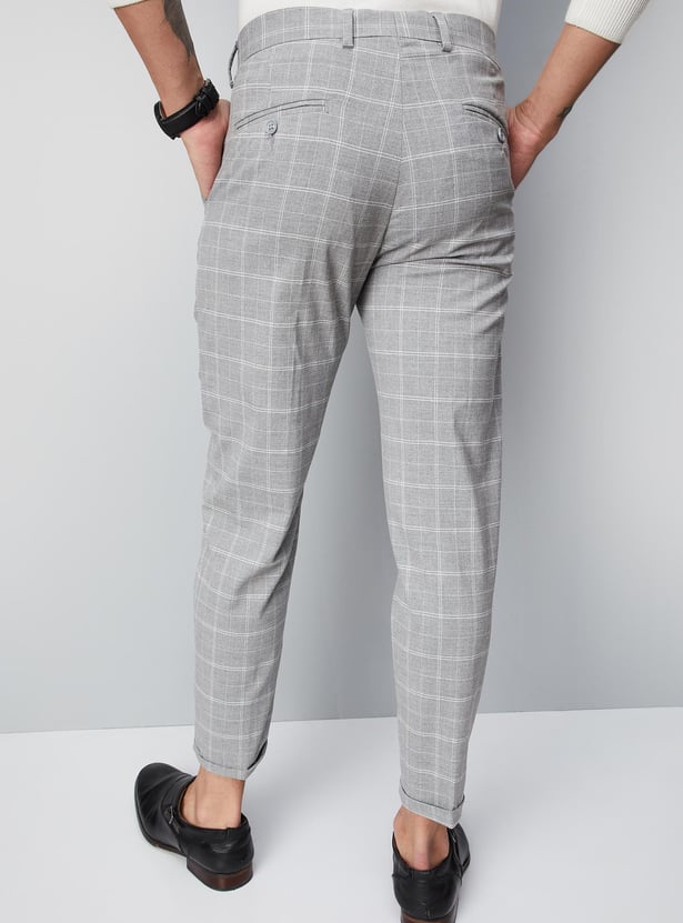 Men Checked Carrot Fit Formal Trousers
