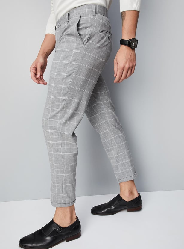 Men Checked Carrot Fit Formal Trousers