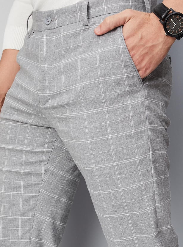 Men Checked Carrot Fit Formal Trousers
