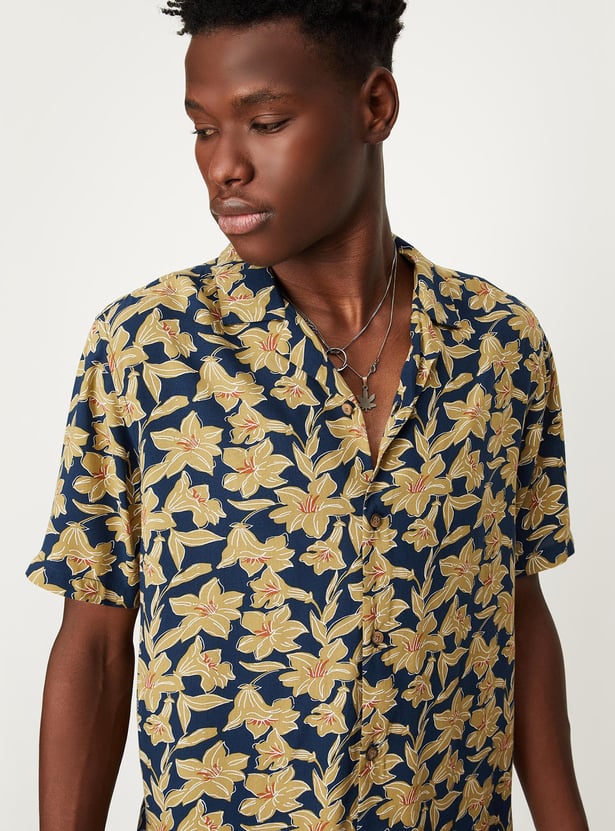 Men Printed Regular Fit Resort Shirt