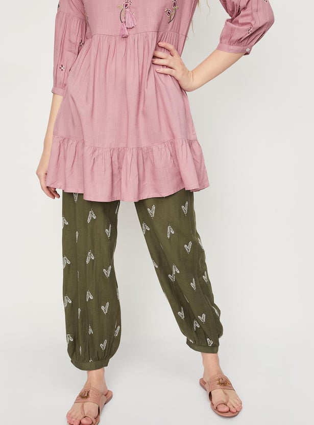 Women Embroidered Ethnic Pants