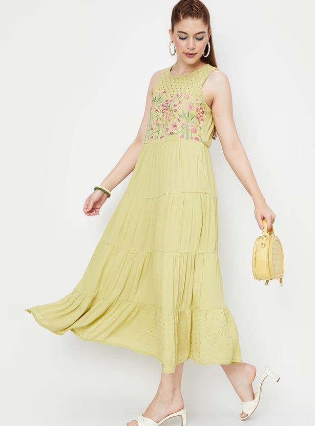 Women Embroidered Sleeveless Maxi Dress