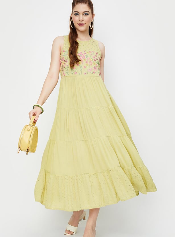 Women Embroidered Sleeveless Maxi Dress