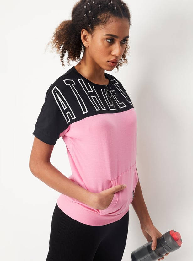 Women Colourblock Zipper T-shirt