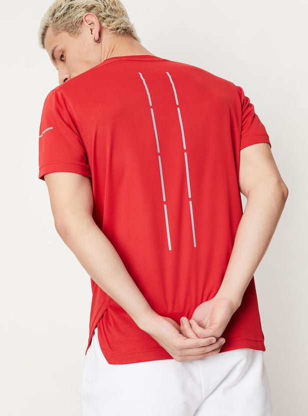 Men Printed Slim Fit Active T-shirt