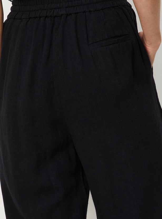 Women Solid Woven Relaxed Fit Trousers