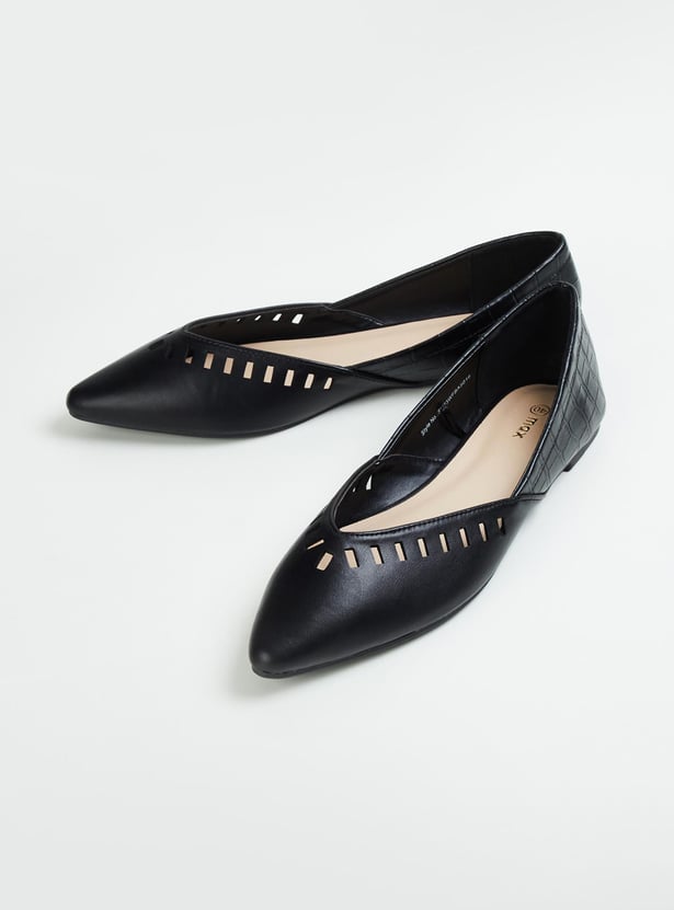 Women Solid Cutout Detail Ballerinas