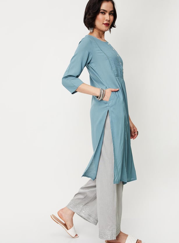 Women Solid Round Neck Straight Kurta