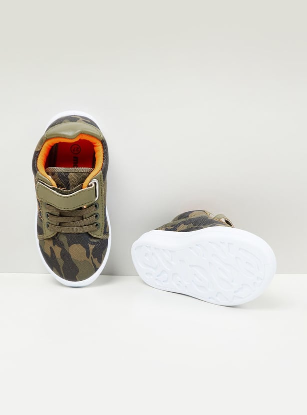 Boys Camouflage Velcro Shoes