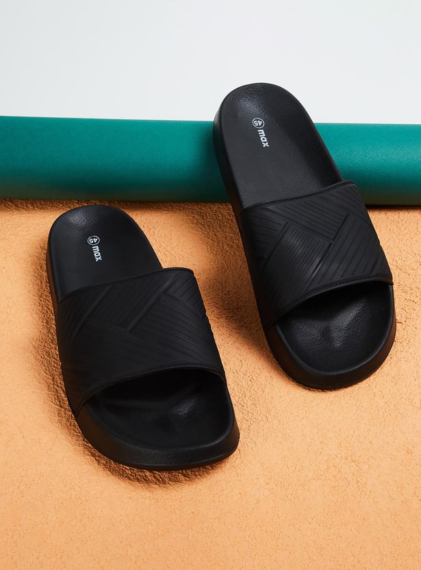 Men Textured Slide Sandals