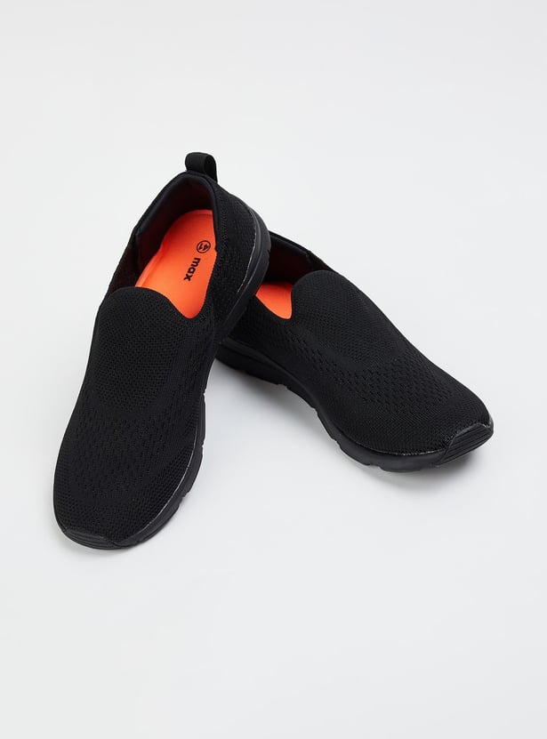 Men Knit Slip-On Athletic Shoes