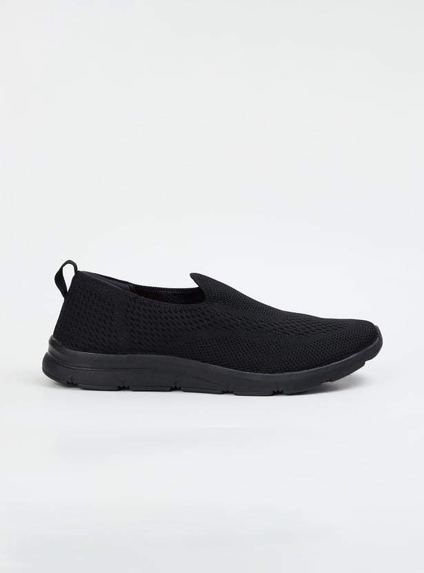 Men Knit Slip-On Athletic Shoes