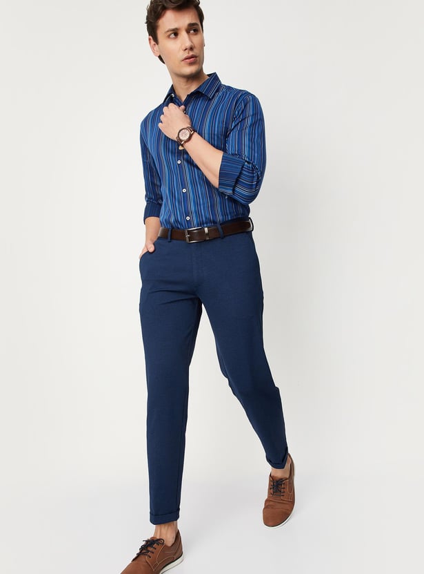Men Solid Knit Carrot Fit Formal Trousers