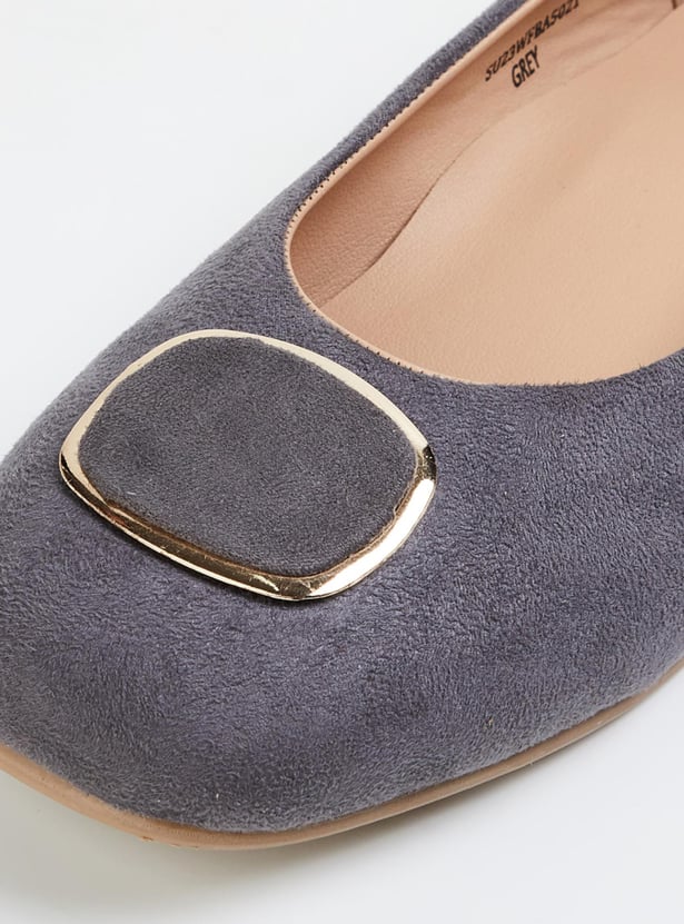 Women Textured Slip-on Ballerinas