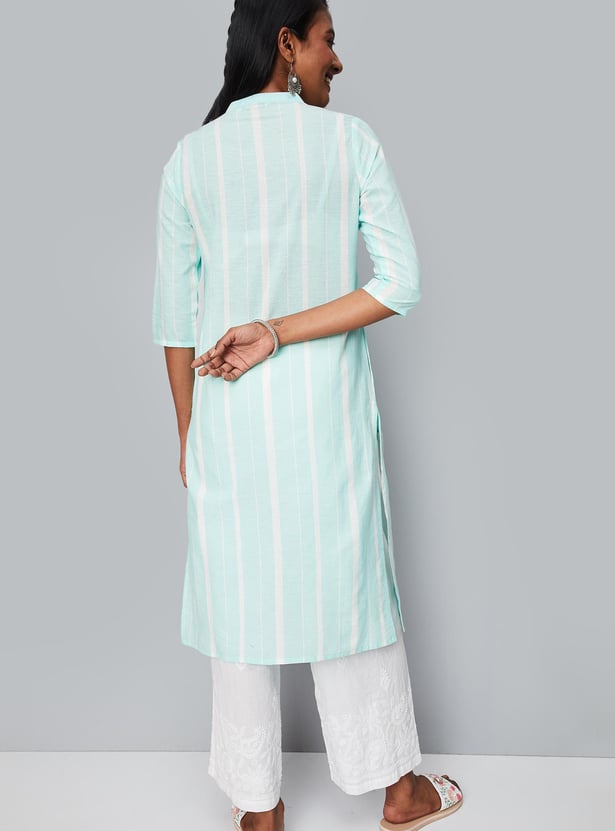 Women Embroidered Kurta with Pocket