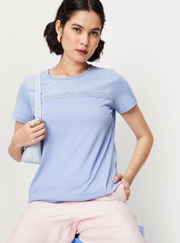 Women Embroidered Knit Top