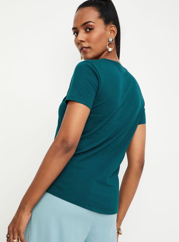 Women Embroidered Knit Top