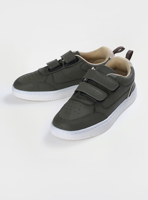 Boys Casual Shoes with Velcro Straps