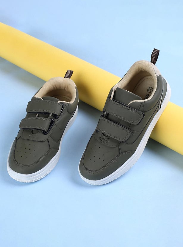 Boys Casual Shoes with Velcro Straps
