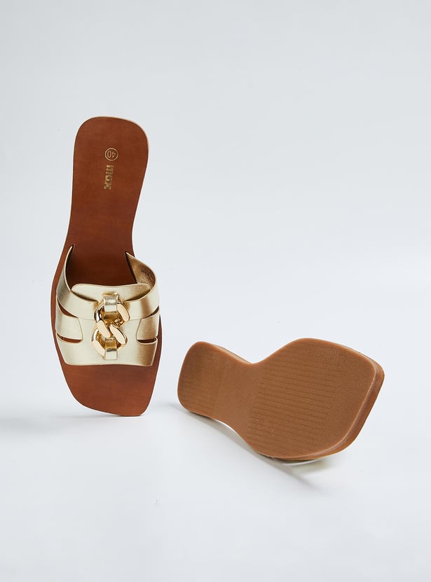 Women Chain-Detailed Flat Sandals