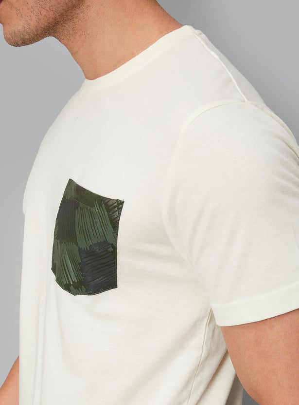 Men Printed Pocket T-shirt