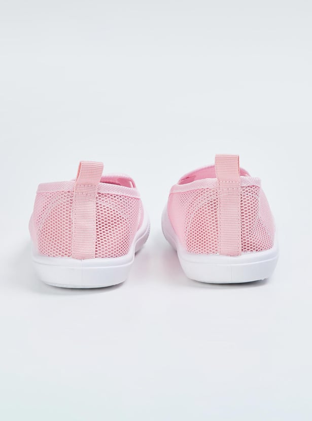 Girls Mesh Slip-On Casual Shoes