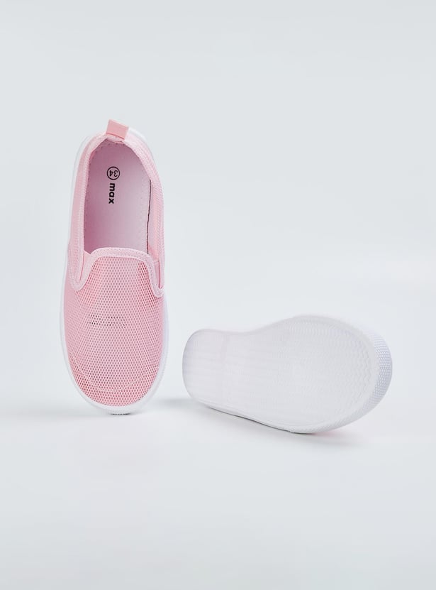 Girls Mesh Slip-On Casual Shoes