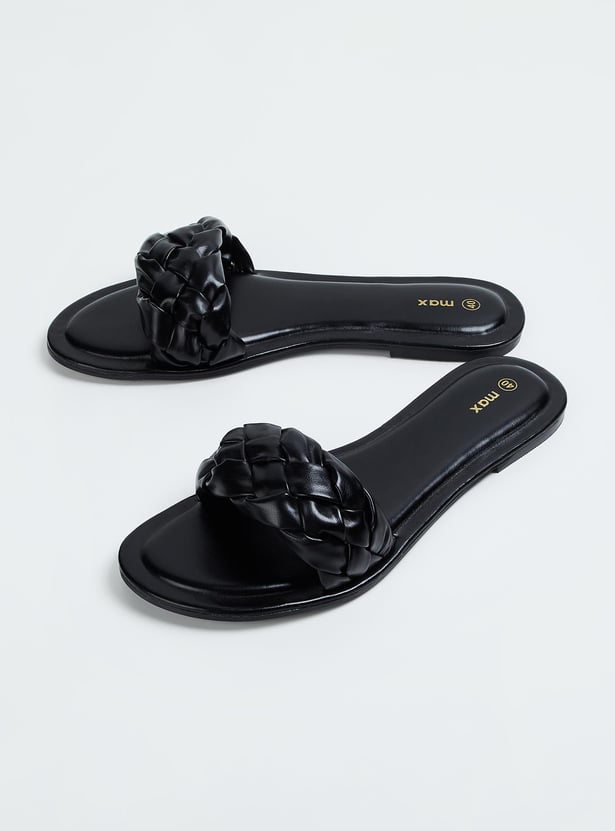 Women Woven Strap Flat Sandals